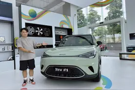 smart精灵1号对比沃尔沃EX30，源自奔驰的豪华足以打动你！图片