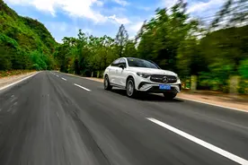 感性还是理性？试驾进口奔驰GLC 300 4MATIC Coupe图片