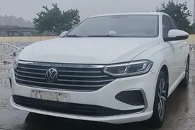 预算10万元，上汽大众朗逸值不值得买？车主分享真实感受图片