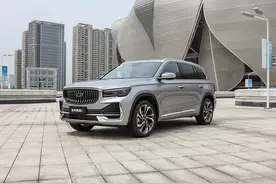 标致508跌至14万 买了还怕内饰丢面子？图片