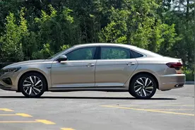 大众帕萨特2.0T：高功比低功年养车贵694元，差在哪？图片