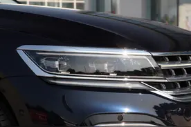 被车标耽误的豪车，和奥迪A6一模一样，从34万降至25万却无人欣赏图片