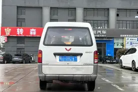 没有安全气囊，全系只有手动挡，五菱之光为何却能卖出200多万辆图片