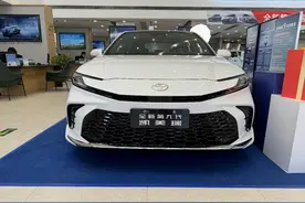 12万左右买凯美瑞是真的吗？看看4S店和汽贸的报价你就知道了图片