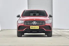 详解奔驰GLC轿跑，跨界中型SUV，大溜背造型很漂亮，配2.0T发动机图片