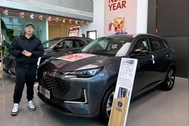 10万出头小而精！长安CS55PLUS比哈弗H6更值得买！