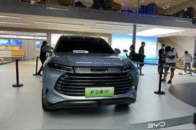 放弃华为？上车荣耀车机！比亚迪与荣耀合作开发车机系统图片