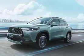 13.98万起售，卡罗拉锐放智能电混双擎购车手册，首选入门版图片