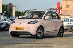 五菱缤果：5门纯电小车，续航410km，价格亲民，适合年轻人图片