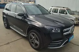 大哥喜提百万级奔驰GLS，开了半年就趴窝？信仰没了图片