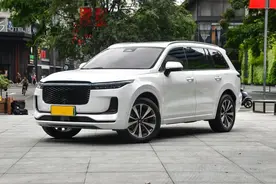 思来想去还是6座车更适合家用，就看这3款，空间大配置也丰富图片