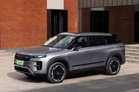 新车 | 10.79万元起售，燃油/插混动力，奇瑞瑞虎7高能版/C-DM上市图片