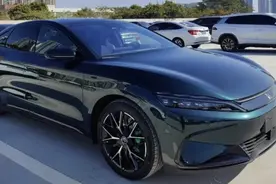 全新比亚迪汉EV首次现身，车尾神似帕拉梅拉，3.9秒破百，要火？图片