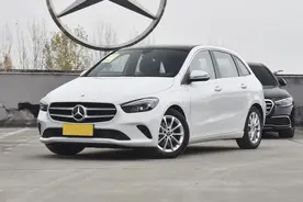 进口奔驰27.68万！油耗6.13L/100km提速8.5秒，解读奔驰B级时尚型图片