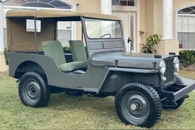 越野车的鼻祖，一尘不染的1950年威利斯吉普车图片