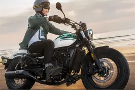 2024款春风250CL-C上市，售价14980元，春风摩托的入门级巡航太子图片