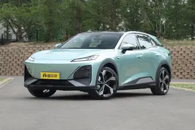 深蓝S7正式上市，动力、配置选择丰富，哪款值得买？图片