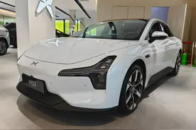 小鹏MONA M03最大的短板竟然是坐垫？试驾完纠结了图片