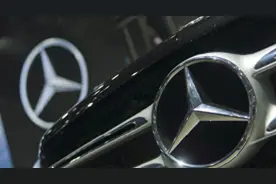 已卷到豪华车！奔驰油车电车腰斩式降价图片