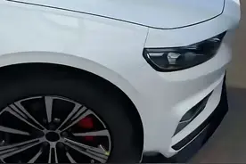 外观微调，内饰大改！2025款吉利星瑞实车亮相，预计将于年内上市图片