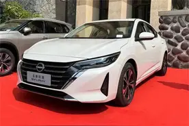 再次化身“小天籁”，新款日产轩逸实车曝光，将于3月10日上市图片