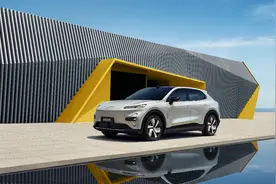 12.99万元起 深蓝S05 620km长续航版上市 全方位满足用户出行想象