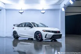 2.0T红头发动机，330匹马力，史上最强Type R发布图片