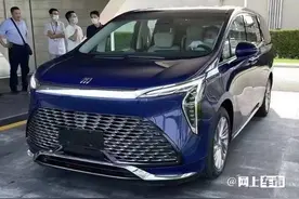 别克“奢华版GL8”6天后上市！内饰惊艳，还加钱买埃尔法？图片