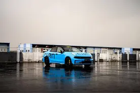 在雨中的宁波国际赛车场 驾驶领克03 +赛车是什么体验图片