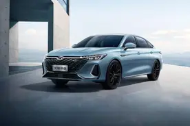 国产车就是卷！艾瑞泽8：均衡、全面发展才是王道图片