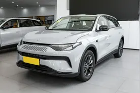 都卖15.58万，选宋L DM-i和宋PLUS DM-i还是零跑全新C11增程图片