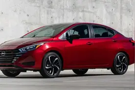 曾经的爆款家轿日产阳光改款，这是缩小版天籁？图片