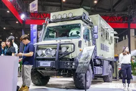 康派斯奔驰乌尼莫克U3系列 分时四驱＋差速锁 为越野而生图片