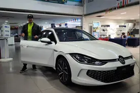 价格更高但给你无边框车门，大众凌渡L比朗逸更值得买吗？