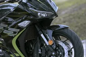 资讯｜17380元，2022款诺玛魅影255S安全性提升，匹配TCS图片