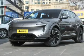 4.5 万优惠杀疯了！阿维塔 07 Max 和极氪 7X 终极 PK视频封面