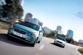 一辆汽车的寿命有多久，15年以上的车真的就不能开吗？图片