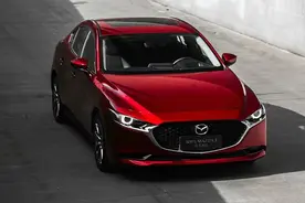 新款马自达3昂克赛拉值得入手吗？8.99万起，提供两种动力图片