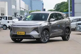 插混好还是增程好？吉利银河L7对比深蓝S7，差距到底有多大？图片