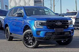 全新一代福特“撼路者”实车，造型更硬朗，轴距2米9，搭3.0T动力图片