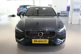体验沃尔沃V60：配2.0T+48V混动+8AT，空间舒适！表现怎么样？图片