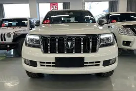 “国产陆巡”来了！恒天L4600到店，车长超5米2，搭载国产V8动力图片