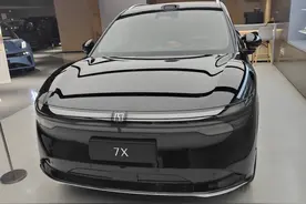 到店试驾极氪7X：动力出色、后排电动组合沙发是亮点图片