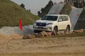 浅谈一下“越野之王”普拉多的底盘图片