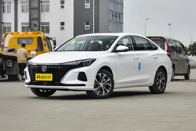 10来万买家轿，不妨看看这3款，空间大、油耗低，都是大厂产品图片