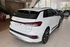 5个优点，3个缺点，奥迪Q4 e-tron进店实拍，给你35万你会买它吗？图片