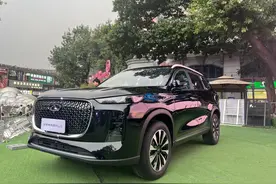 不吹不黑，试驾全新奇瑞瑞虎8 PLUS，分享七点真实感受图片