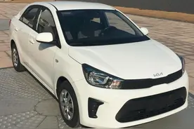 起亚新款焕驰申报，新增手动挡，售价或低于6万元图片