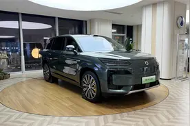 实话实说，38.98万起，颜值与实力并存，腾势N9让竞品真的很难受视频封面