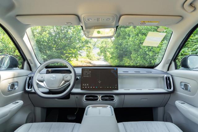 解读零跑B10：9.98万起的纯电SUV，凭什么成家用热门之选